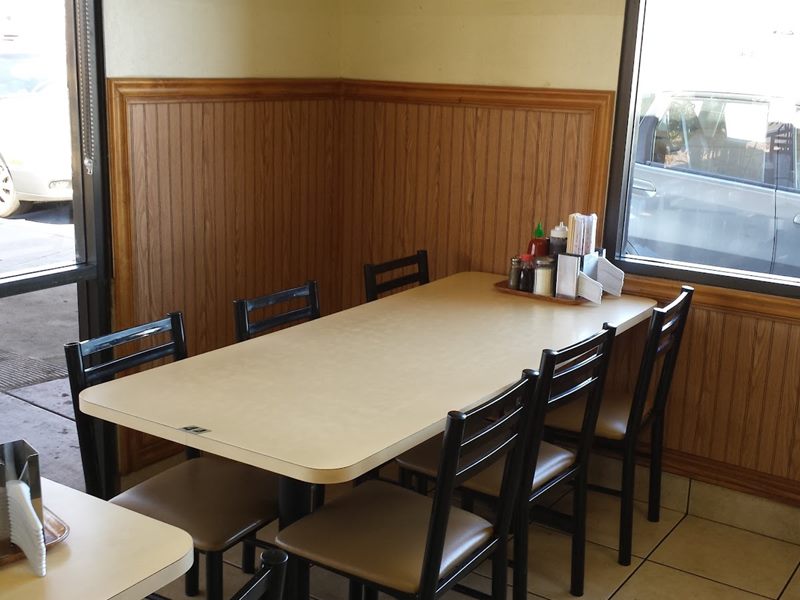 Phở Ca Dao Restaurant interior